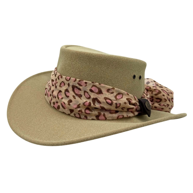 Load image into Gallery viewer, Jacaru 1103 Alice Hat – Vegan Leather, UPF 50+