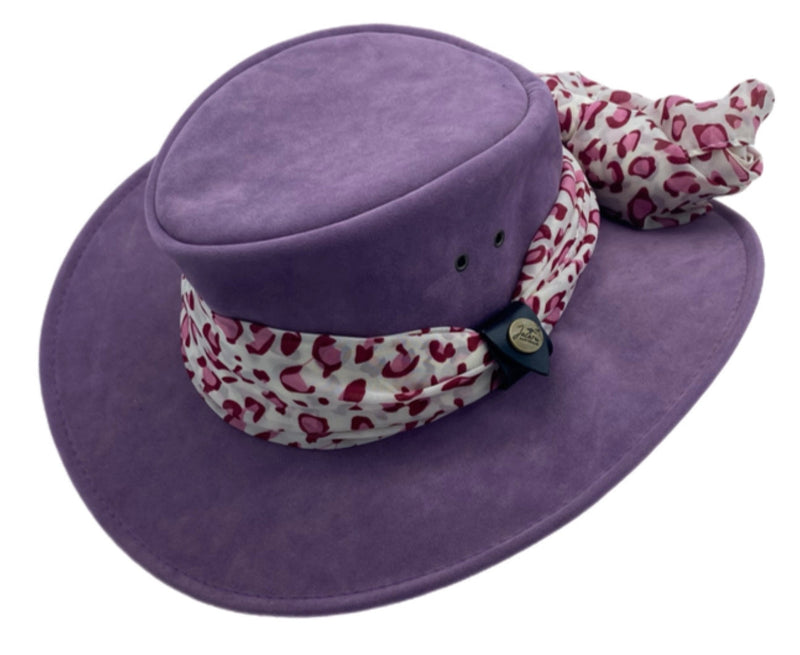 Load image into Gallery viewer, Jacaru 1103 Alice Hat – Vegan Leather, UPF 50+