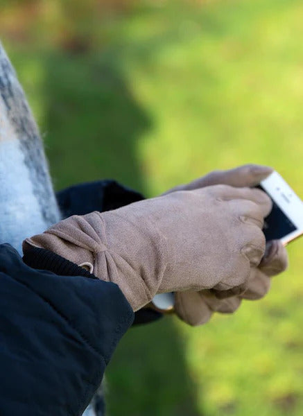 Load image into Gallery viewer, Women's Touchscreen Velour-Lined Faux Suede Gloves with Bow - Camel