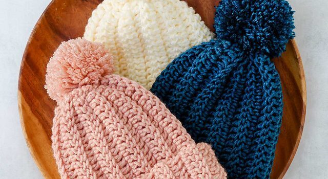 Load image into Gallery viewer, Womens Thick Knit Beanie Winter Fleece Lined Hat Warm Faux Fur Pom Pom Ski