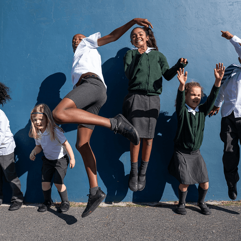 Load image into Gallery viewer, Vivobarefoot Primus Ludo School Juniors – Obsidian