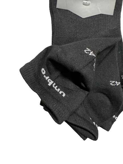 Load image into Gallery viewer, Umbro Mens Trainer Ankle Socks - Black - 1 Pack of 3 Pairs