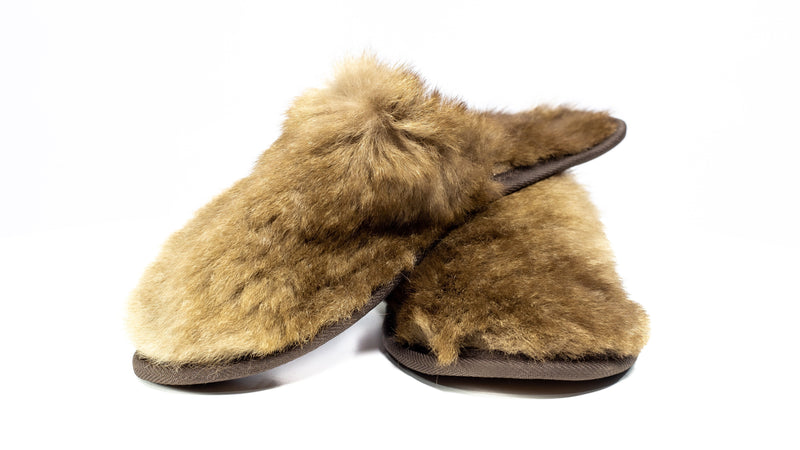 Load image into Gallery viewer, Jacaru 6264 Kangaroo Fur Slippers – Genuine Roo | Made in Australia