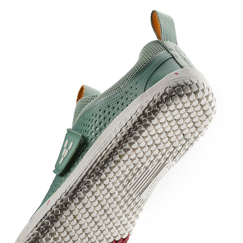 Load image into Gallery viewer, Vivobarefoot Primus Sport III Kids Glacial Green