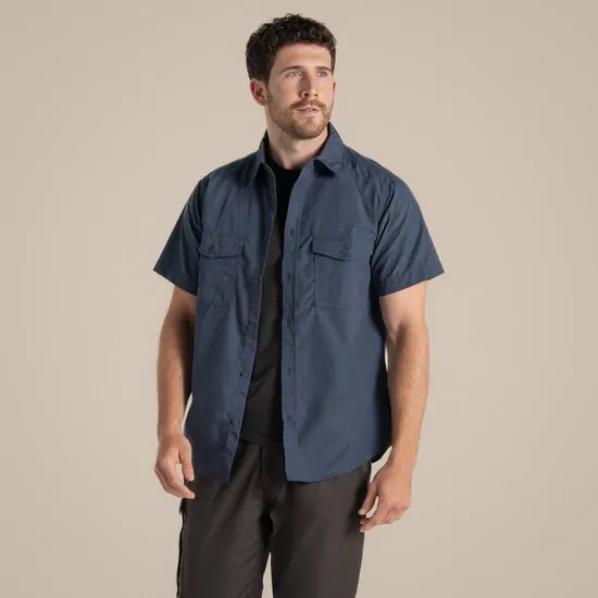 Load image into Gallery viewer, Craghoppers Kiwi Short Sleeve Outdoor Shirt in Ombre Blue-3