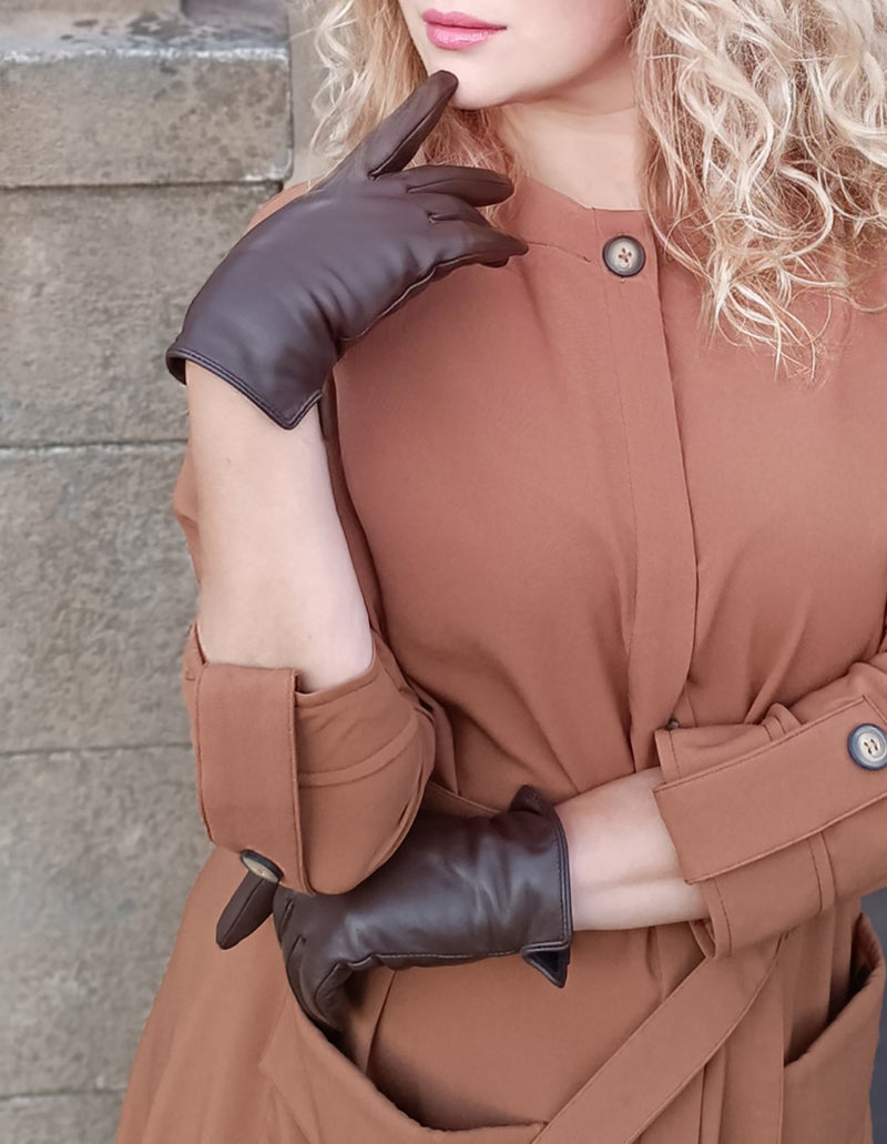 Load image into Gallery viewer, Dents Womens Classic Leather Gloves Winter Warm Soft Smooth Grain - Chocolate-3