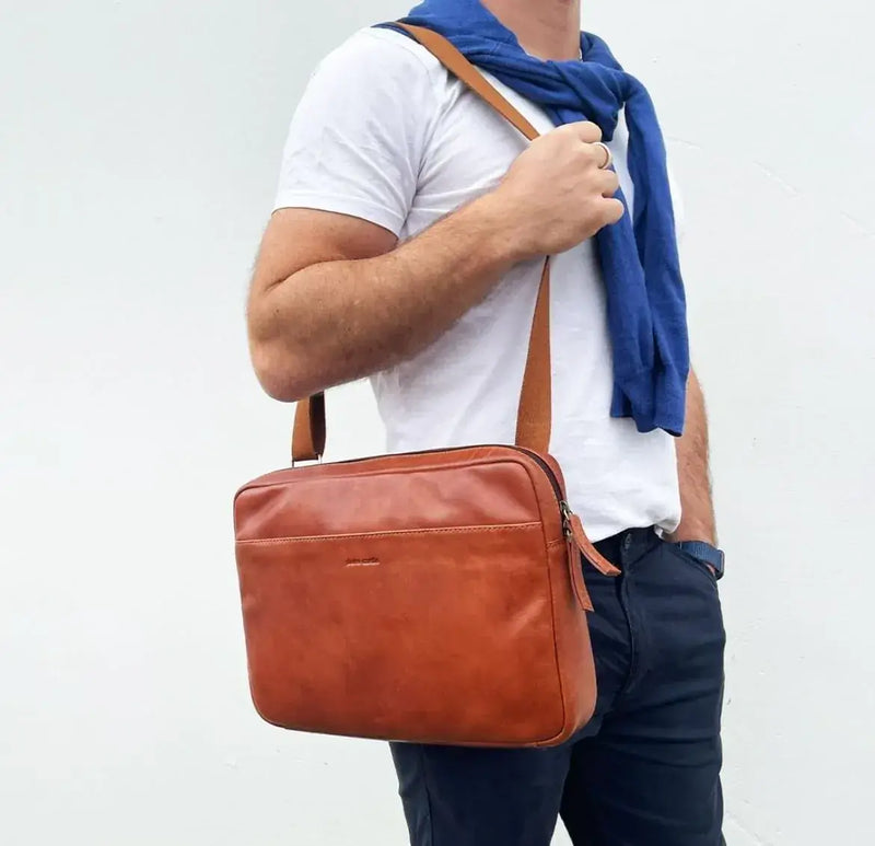 Load image into Gallery viewer, Pierre Cardin Mens Italian Leather Business Computer Laptop Bag in Cognac-4