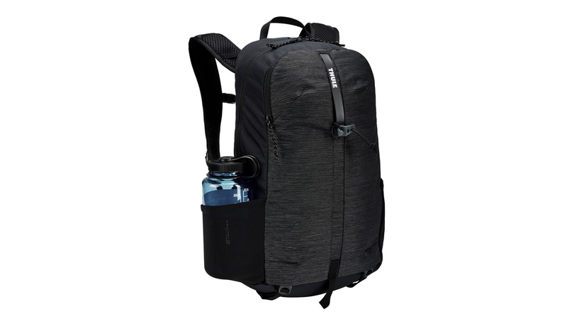 Load image into Gallery viewer, Thule Nanum 420D Nylon Oxford 18L 47cm Hiking Backpack Outdoor Travel Bag in Black-4
