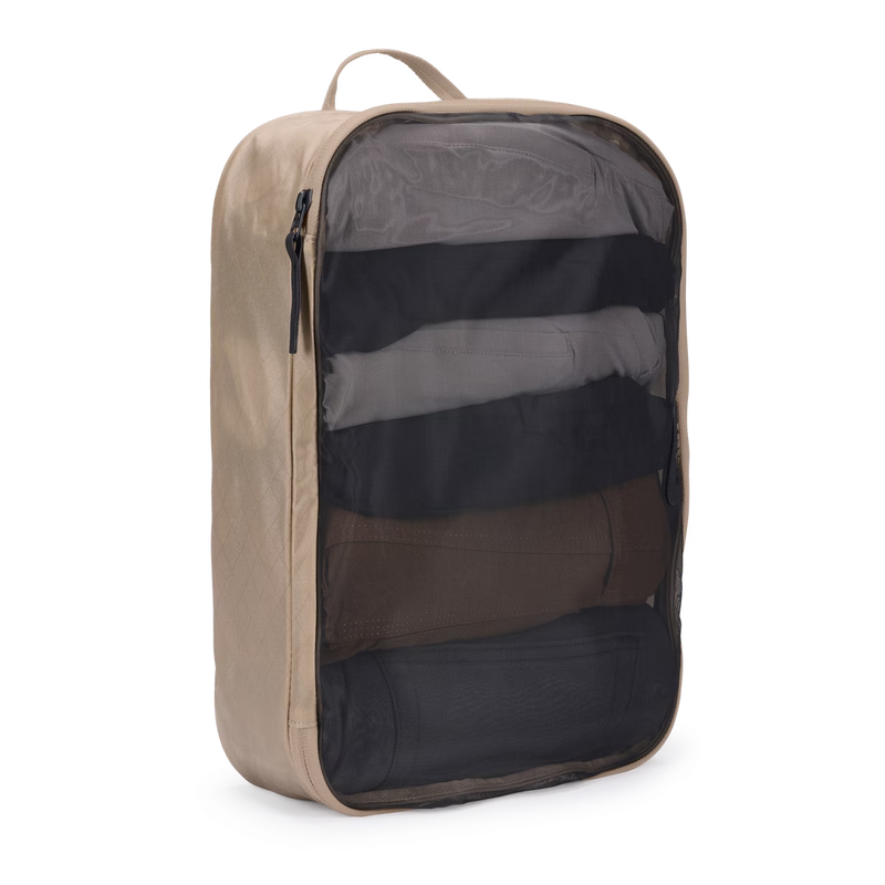 Load image into Gallery viewer, Thule Medium Packing Cube Travel Organiser Bag for Carry-On Luggage in Gentle Beige-0