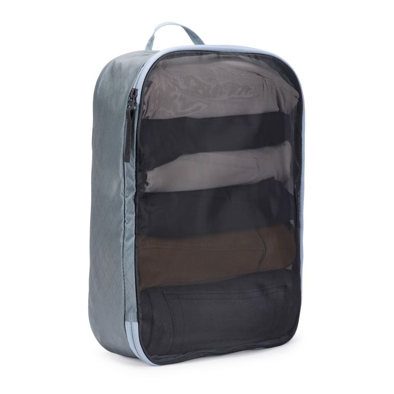 Load image into Gallery viewer, Thule Medium Packing Cube Travel Organiser Bag for Carry-On Luggage in Pond Grey-1