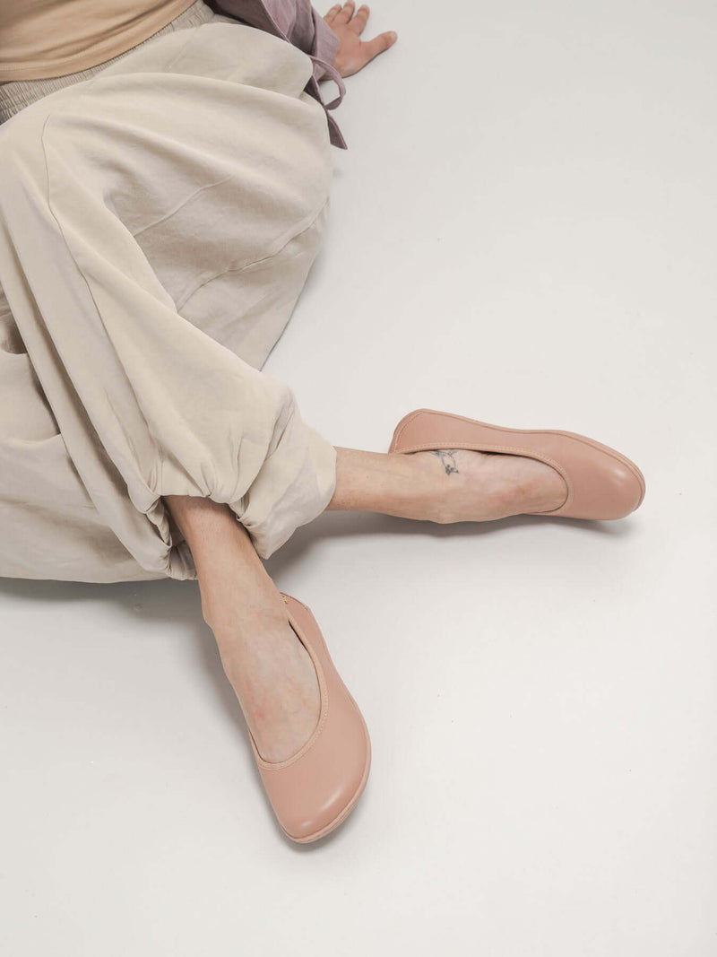 Load image into Gallery viewer, Be Lenka Sophelia Barefoot Ballet Flats – Powder