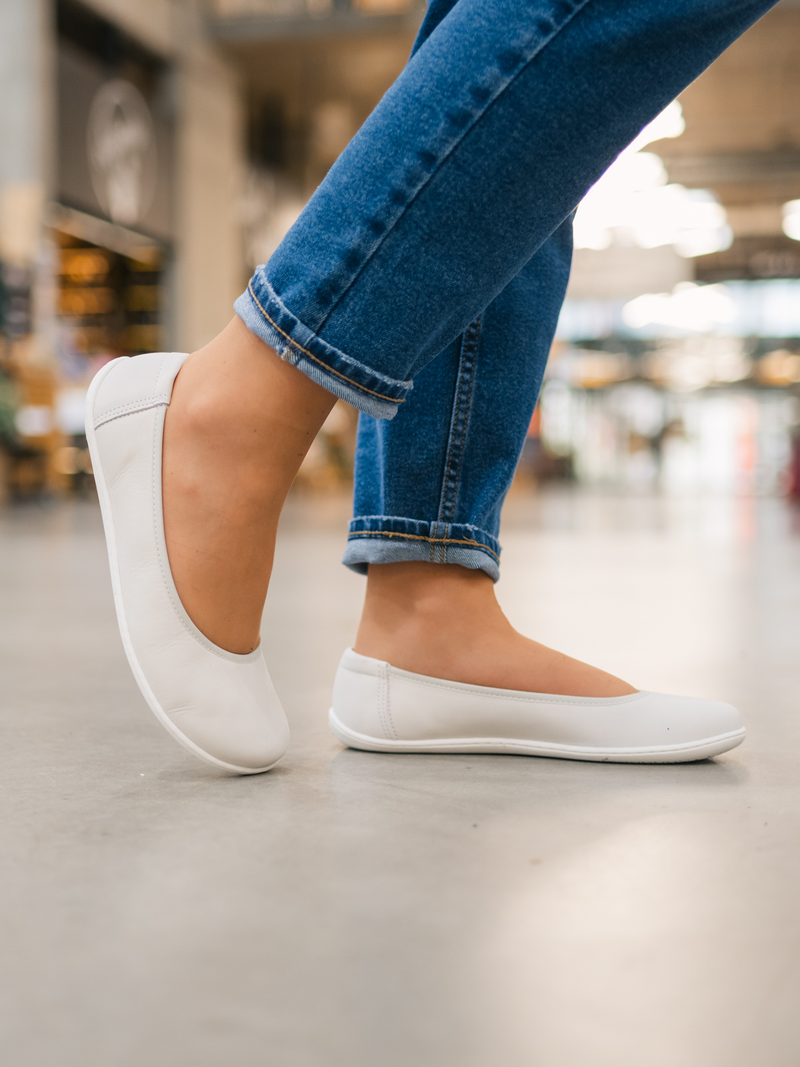 Load image into Gallery viewer, Ballet Flats Be Lenka Sophie - All Chalk White