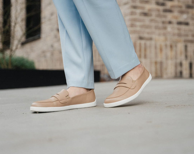 Load image into Gallery viewer, Eco-friendly Barefoot Moccasins Be Lenka Buena - Latte Brown