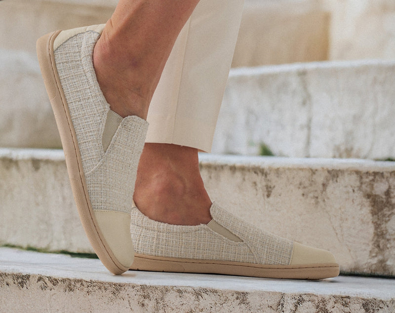 Load image into Gallery viewer, Barefoot Slip-on shoes Be Lenka Breeze - Ivory