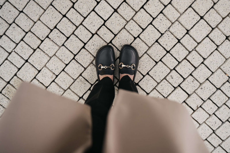 Load image into Gallery viewer, Eco-friendly Barefoot Moccasins Be Lenka Viva - Black