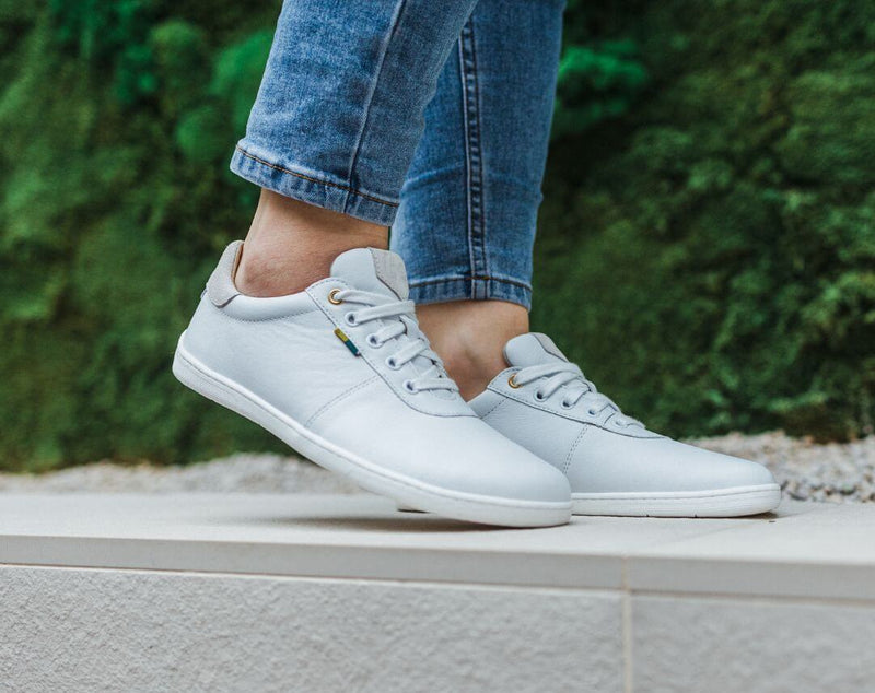 Load image into Gallery viewer, Eco-friendly Barefoot Shoes - Be Lenka - Royale - White & Beige