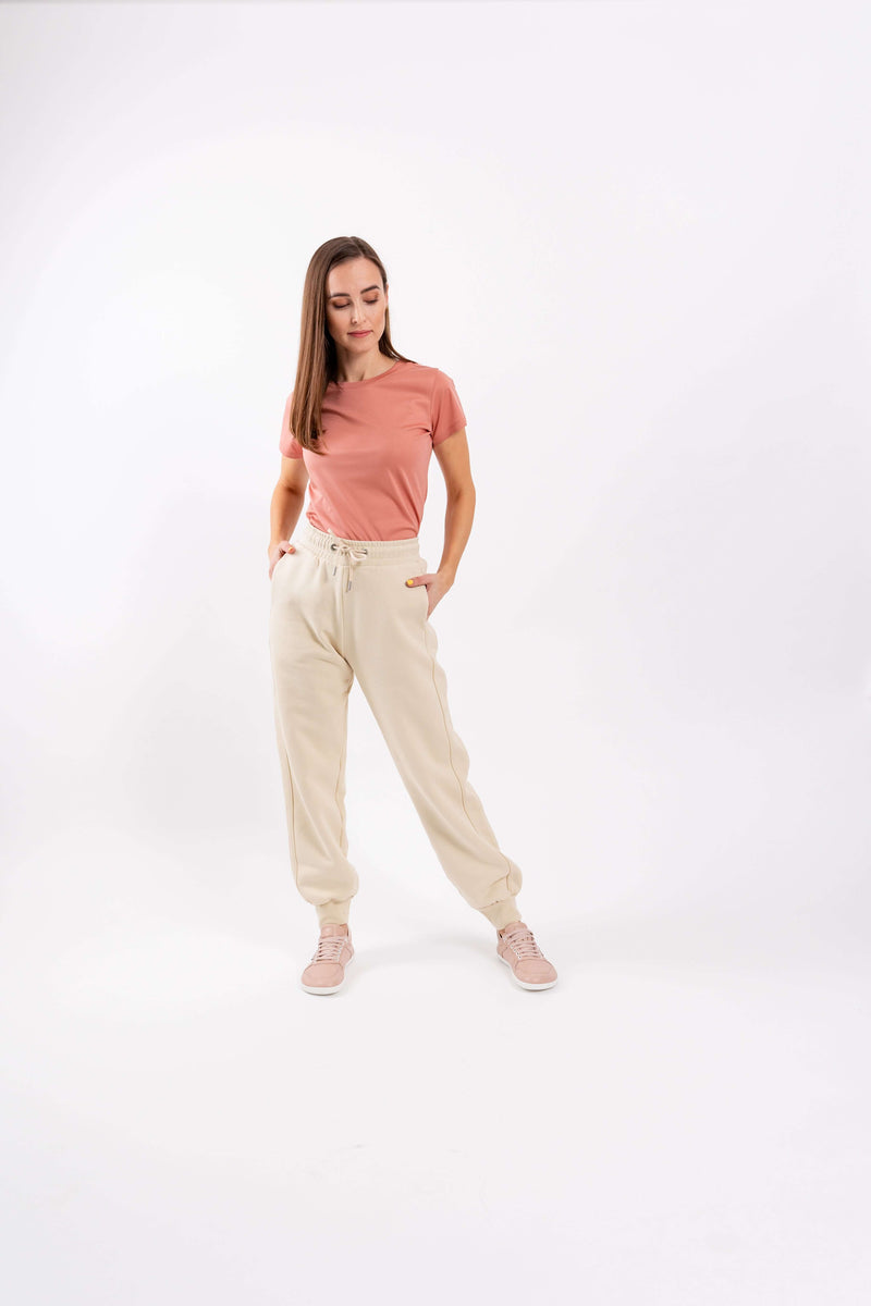 Load image into Gallery viewer, Women's sweatpants Be Lenka Essentials - Beige