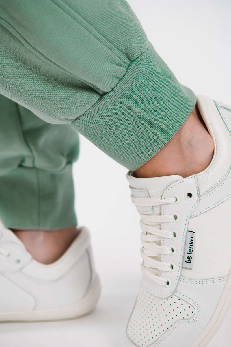 Load image into Gallery viewer, Women's sweatpants Be Lenka Essentials - Pistachio Green