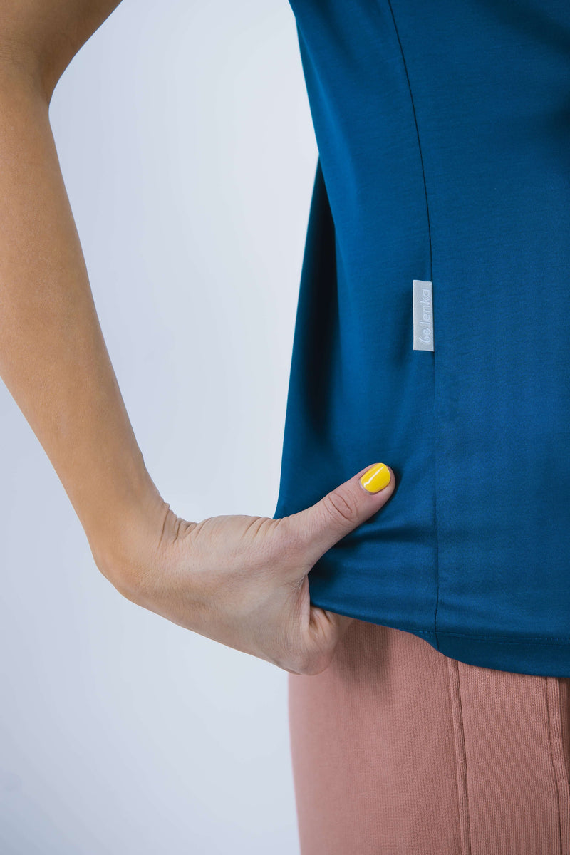 Load image into Gallery viewer, Women's Round Neck t-shirt Be Lenka Essentials - Navy