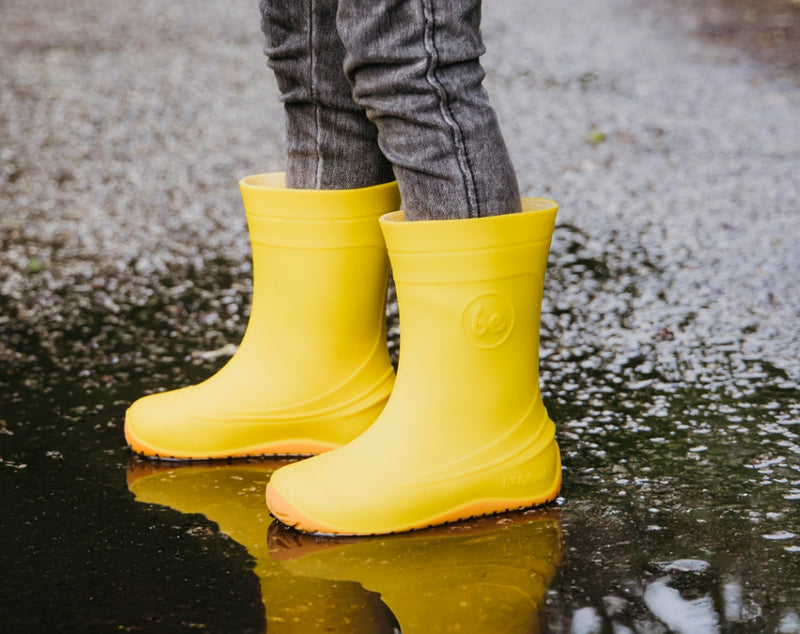 Load image into Gallery viewer, Be Lenka Kids Barefoot Rain Boots in cheerful yellow, perfect for splash time, providing comfort and protection for little feet.