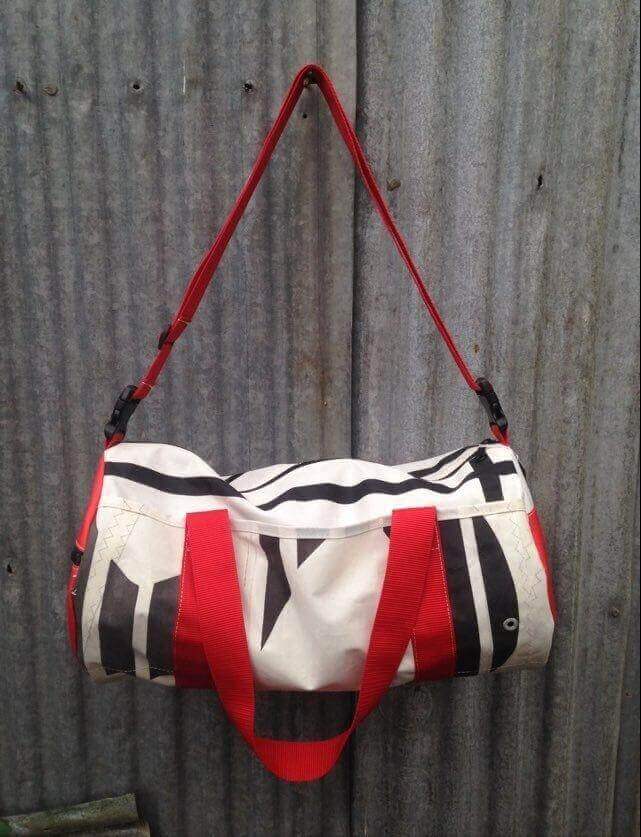 Load image into Gallery viewer, Roaring 40s Recycled Sail Gear Bag
