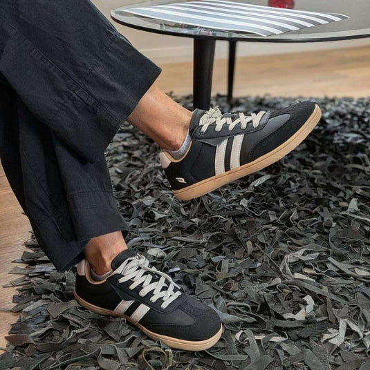 Barefoot Shoes That Look Like Everyday Sneakers | RYVYN - Adventureco Blog