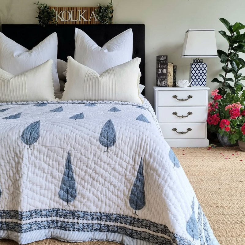 Load image into Gallery viewer, Kolka Pine Tree Reversible Quilt - Grey (King - 228 cm x 274 cm)-0
