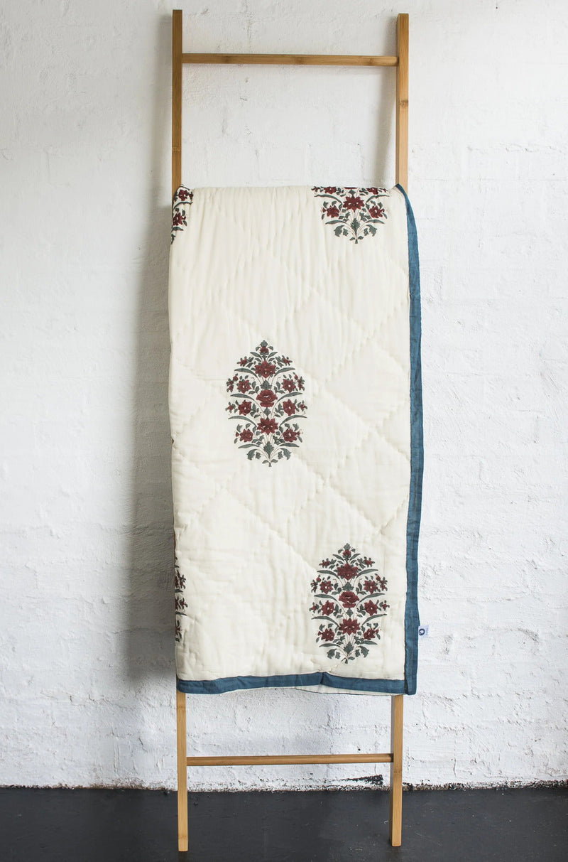 Load image into Gallery viewer, Gulbahar Quilt - Ruby (Queen - 210 cm x 210 cm)-2
