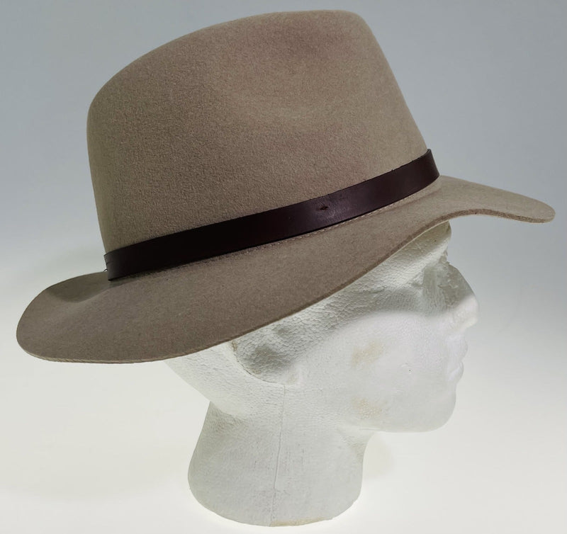 Load image into Gallery viewer, Goorin Bros Desert Rider Wool Fedora Hat Western Cowboy Style - Tan-2
