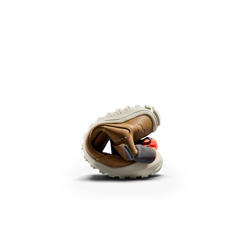 Load image into Gallery viewer, Vivobarefoot Tracker AT Kids Acorn-3
