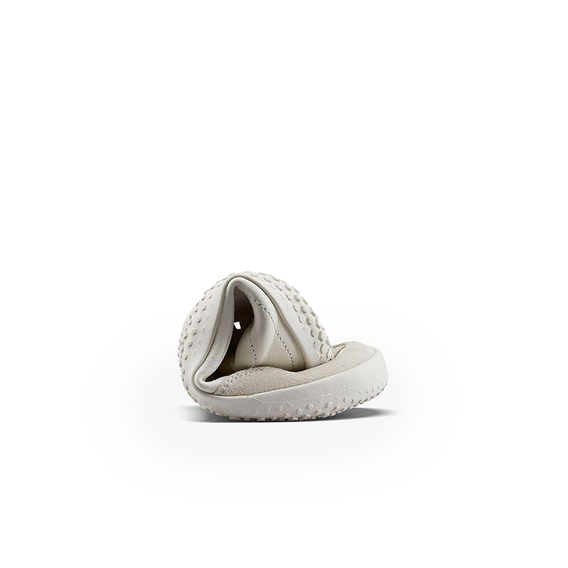 Load image into Gallery viewer, Vivobarefoot Gobi Sneaker Juniors Limestone-4
