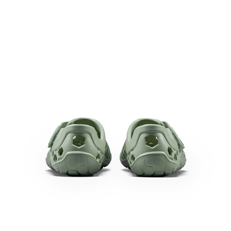 Load image into Gallery viewer, Vivobarefoot Ultra Sugarlite Juniors Glacial Green-4
