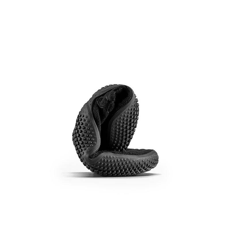 Load image into Gallery viewer, Vivobarefoot Motus Studio Sneaker Women's Barefoot Sneaker – Obsidian
