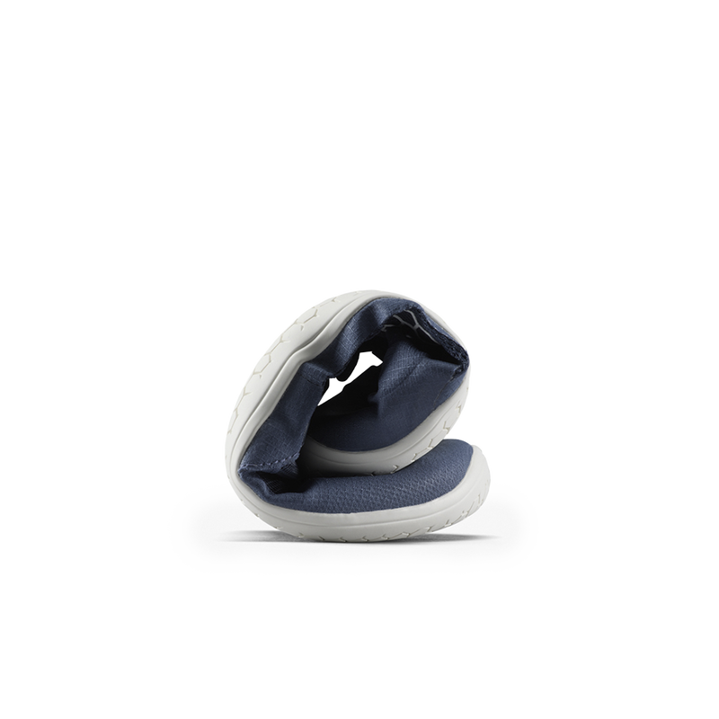 Load image into Gallery viewer, Vivobarefoot Primus Lite IV Womens Midnight-3
