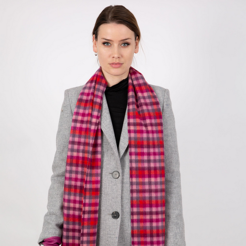 Load image into Gallery viewer, Dents Heritage Plaid Check Cashmere Scarf with Tassels and Gift Box in Scarlet Red-4
