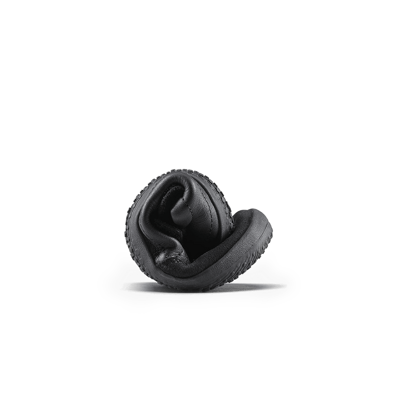 Load image into Gallery viewer, Vivobarefoot Gobi Sneaker School Preschool – Obsidian
