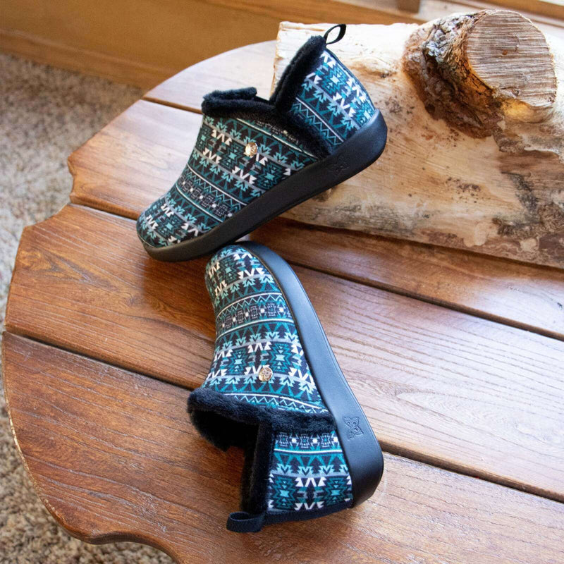 Load image into Gallery viewer, Alegria Cozee Santa Fe Slippers Shoes Warm Cozy - Teal
