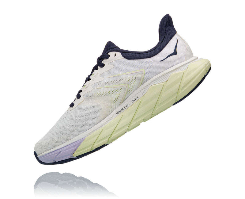 Load image into Gallery viewer, Hoka Womens Arahi 5 Running Shoes - Blanc De Blanc/Outer Space | Adventureco
