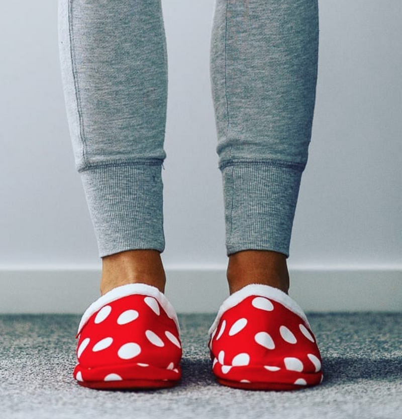 Load image into Gallery viewer, ARCHLINE Orthotic Slippers Slip On Moccasins - Red Polka Dot
