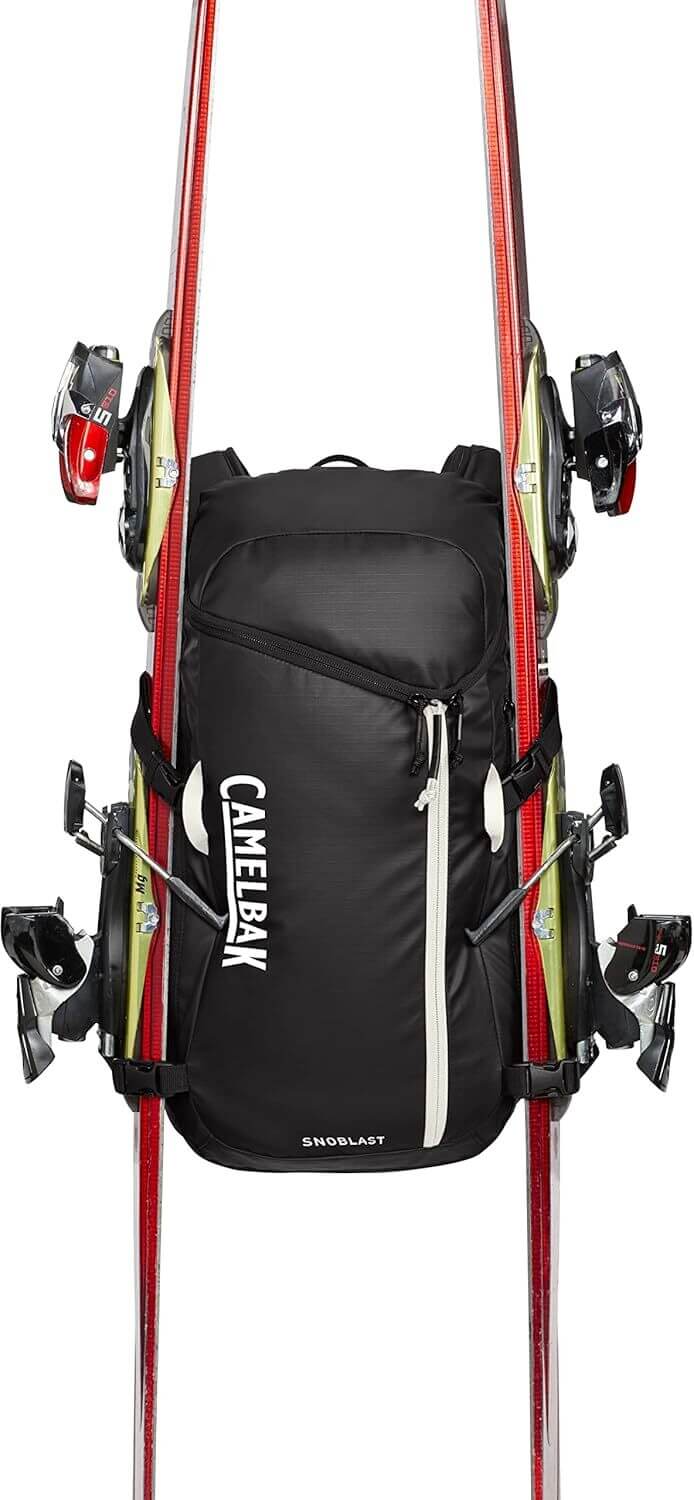 Load image into Gallery viewer, CamelBak SnoBlast 22 Hydration Backpack Pack - 2L
