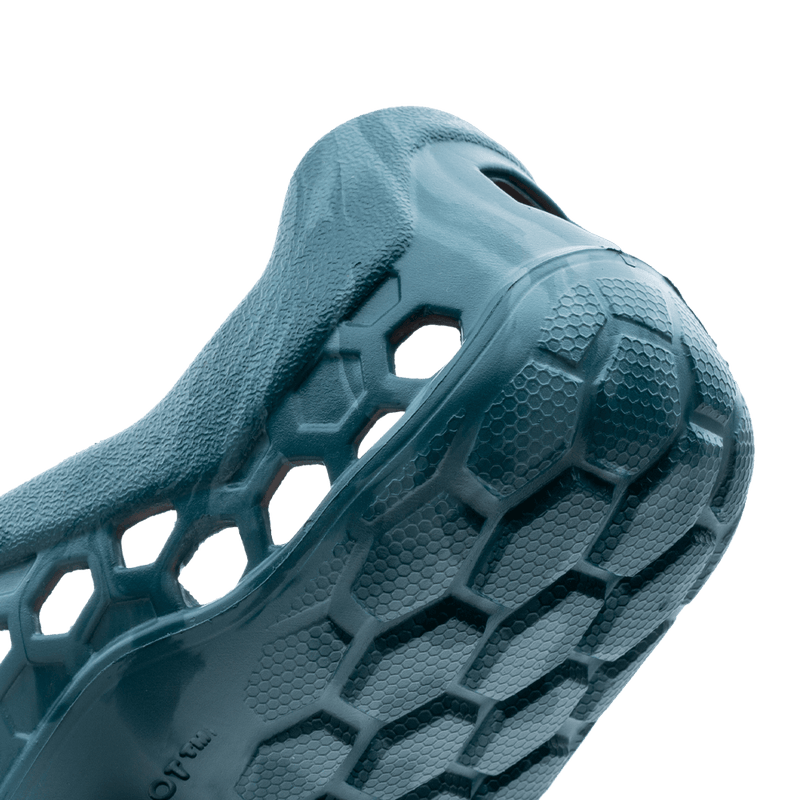 Load image into Gallery viewer, Vivobarefoot Ultra Bloom Juniors Ocean Wave
