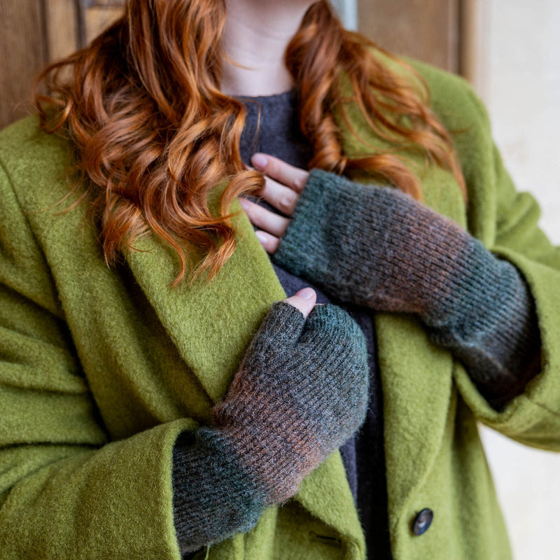Load image into Gallery viewer, Dents Women's Long Below-Elbow Ribbed Wool Knit Wrist Warmers w/ Ombre Pattern in Moss-3
