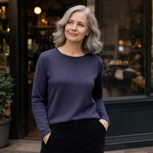 Luxury Cashmere Wool Pullover Jumper (Fine Knit) in Navy-3