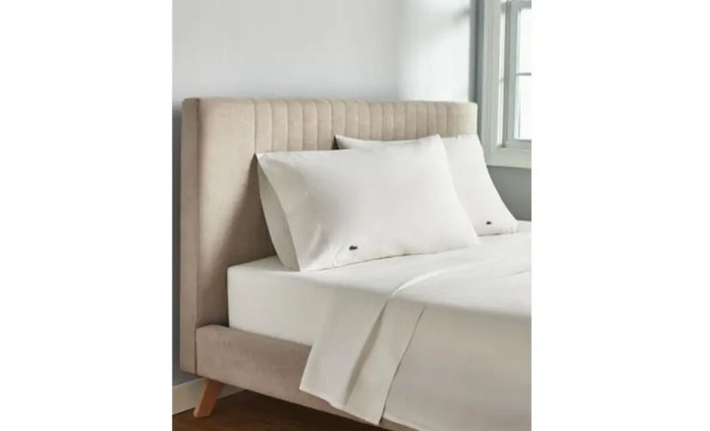Load image into Gallery viewer, Lacoste 4-Piece California King Bed Sheet Set in White-3
