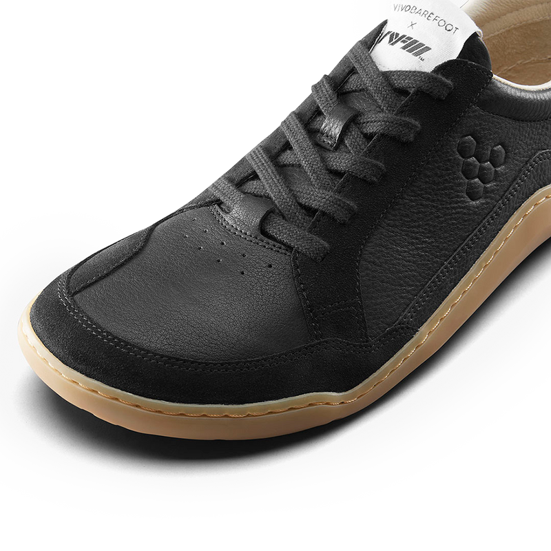 Load image into Gallery viewer, Vivobarefoot Gobi II Sneaker Premium Leather Mens Raven
