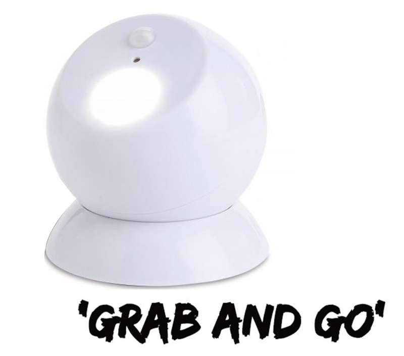 Load image into Gallery viewer, Brillar Motion Activated Swivel Ball Light - White-3
