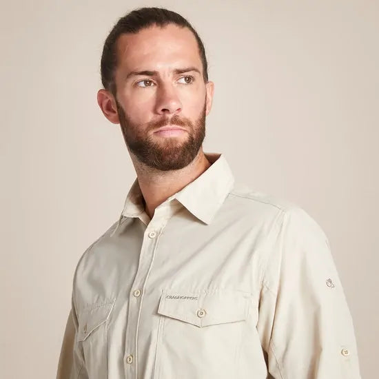 Load image into Gallery viewer, Craghoppers Kiwi Long Sleeve Outdoor Shirt – Oatmeal
