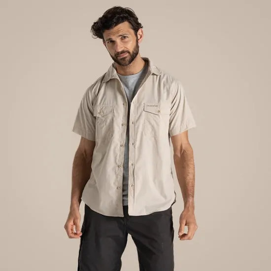 Load image into Gallery viewer, Craghoppers Kiwi Short Sleeve Outdoor Shirt in Oatmeal-3
