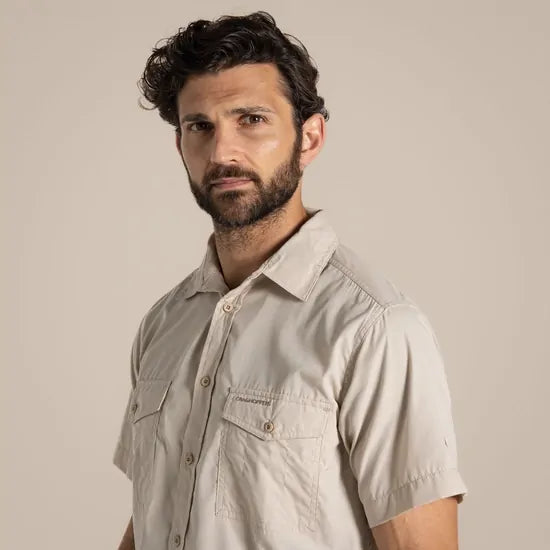 Load image into Gallery viewer, Craghoppers Kiwi Short Sleeve Outdoor Shirt – Oatmeal
