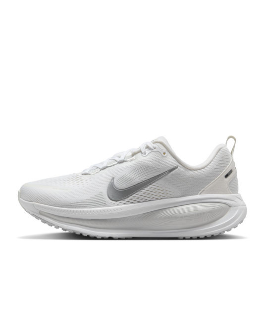 Nike Womens Vomero 18 Road Racing Shoes Sneakers in White/Photon Dust/Summit White/Metallic Silver-1